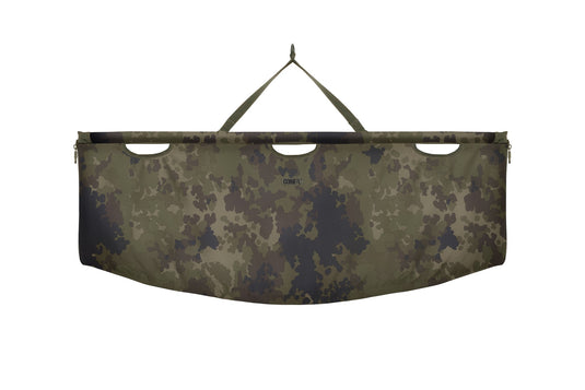 Korda Compac Weigh Sling Kamo, lightweight camouflage fish weighing sling designed for safe and accurate catch weighing.