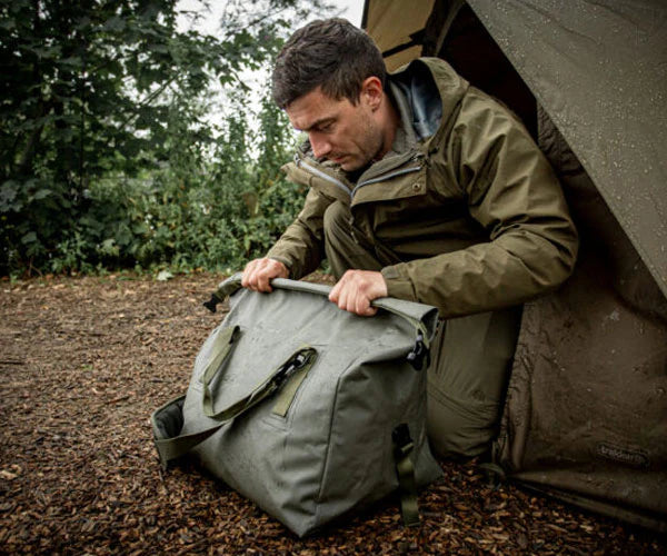 Load image into Gallery viewer, Trakker Roll Up Carryall
