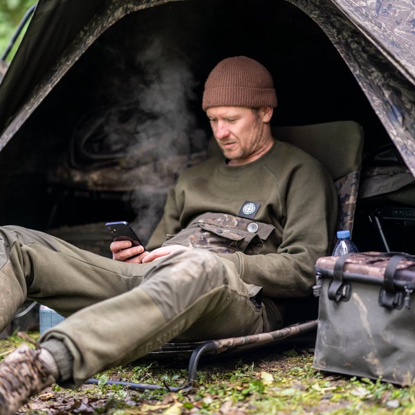 Load image into Gallery viewer, Nash Indulgence Bedchair Seat Camo
