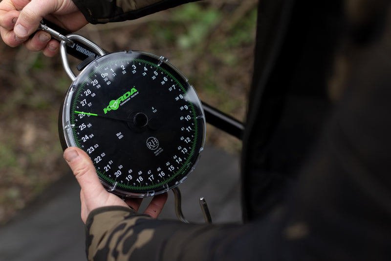 Load image into Gallery viewer, Korda Scales 60lb Ltd Edition
