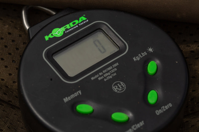 Load image into Gallery viewer, Korda Digital Scales
