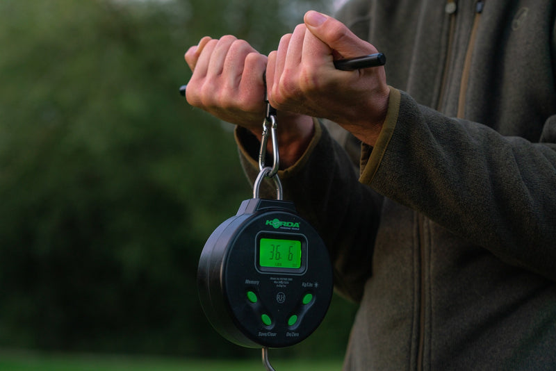 Load image into Gallery viewer, Korda Digital Scales
