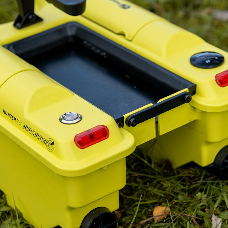 Load image into Gallery viewer, Ridgemonkey Hunter 750 Baitboat Echo Edition Hi-Vis

