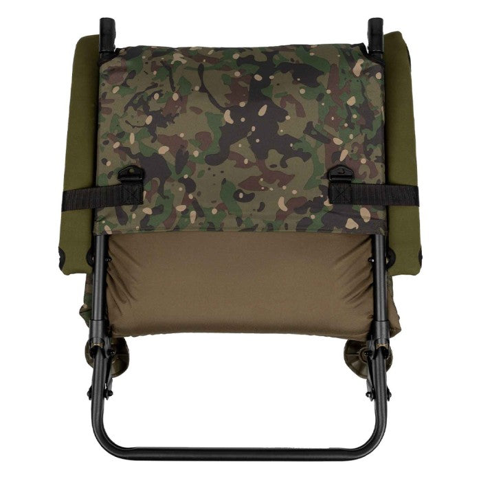 Load image into Gallery viewer, Trakker Levellite Camo Longback Chair

