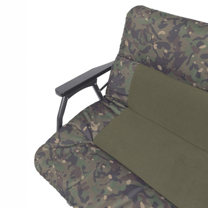 Load image into Gallery viewer, Trakker RLX Bench Chair
