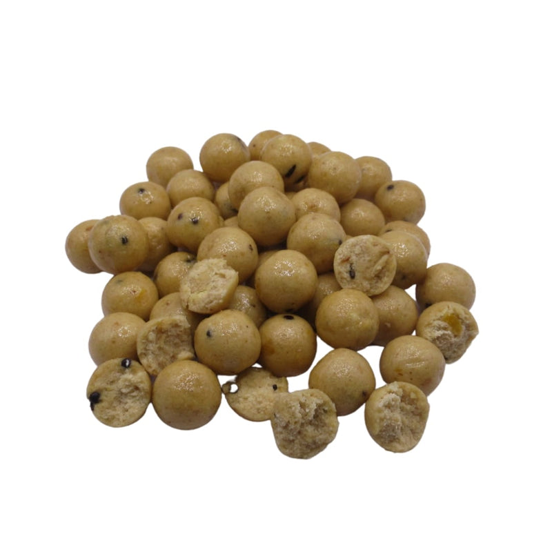 Load image into Gallery viewer, DT Baits Cold Water Green Beast Boilies
